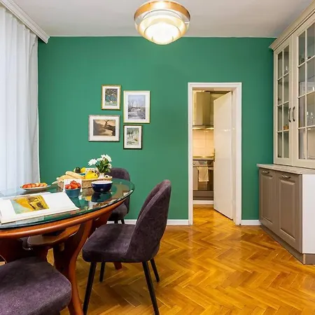 Family Fuzzy Muzzy 2 Bedrooms Mu 普罗夫迪夫