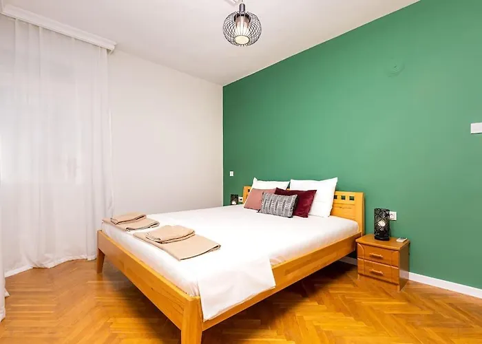 Family Fuzzy Muzzy 2 Bedrooms Mu Appartement Plovdiv