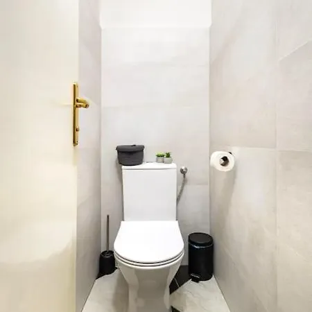 Family Fuzzy Muzzy 2 Bedrooms Mu